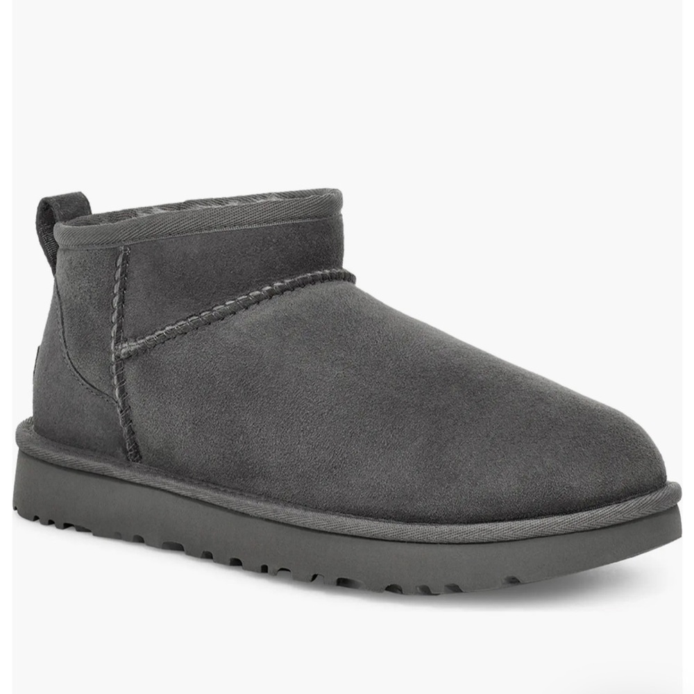 Ultra Mini Classic Boot (Woman)